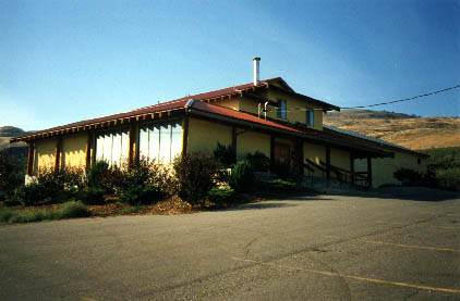 VJCS Hall Photo By Mas Sakakibara